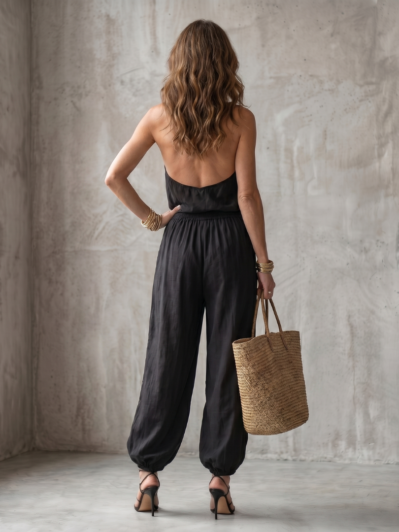 Yvaine | Fluid top with draped neckline and wide pants