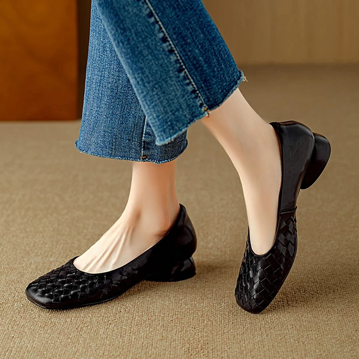 Lorraine™ | Elegant Comfort Flats for Everyday Wear